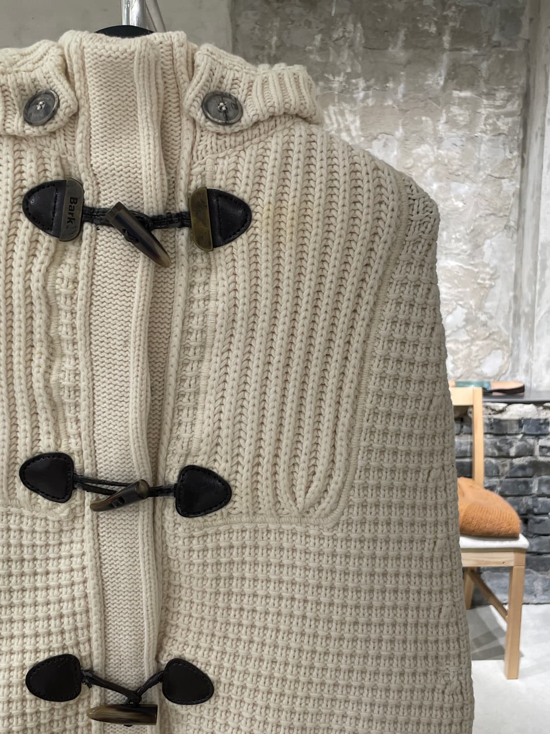 bark 아이보리 더플 니트 후디 베스트 상품이미지3