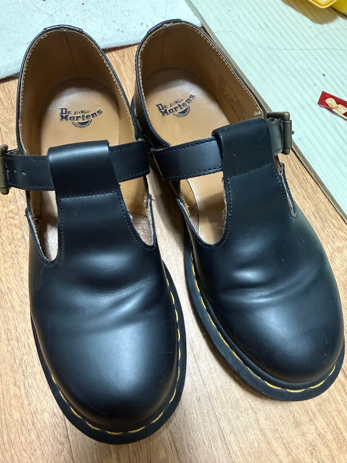 닥터마틴 폴리 메리제인 블랙 250사이즈 상품이미지1