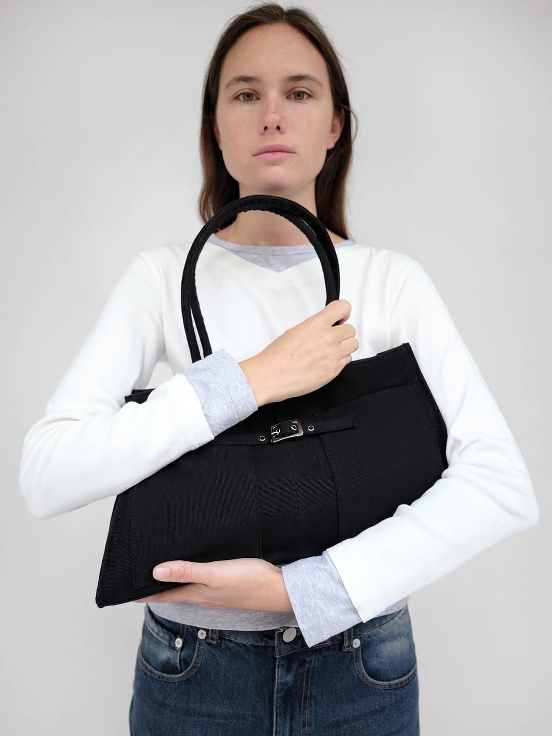 기마구아스 안나마리아 캔버스 백 / 블랙 상품이미지1