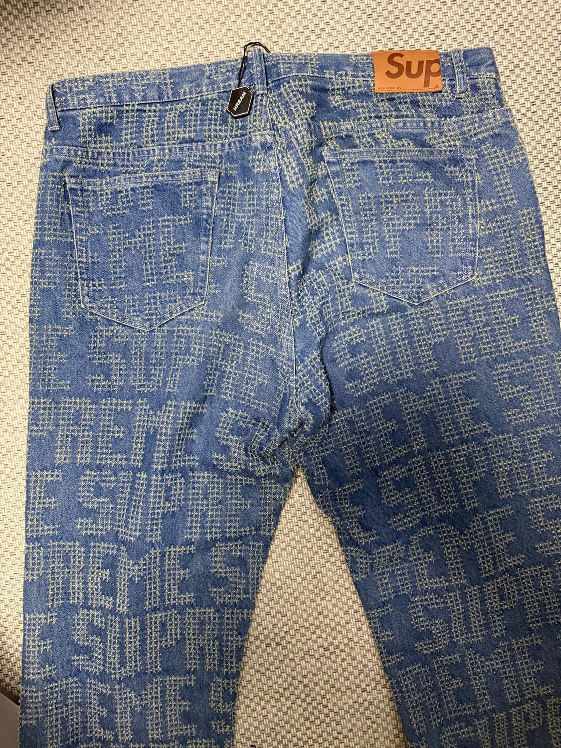 [38] 슈프림 니들 펀치 레귤러 진 워시드 블루 - 23FW 상품이미지4