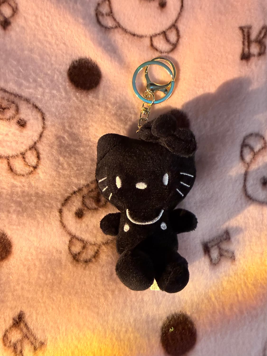 헬로키티 인형 키링(블랙) 상품이미지1