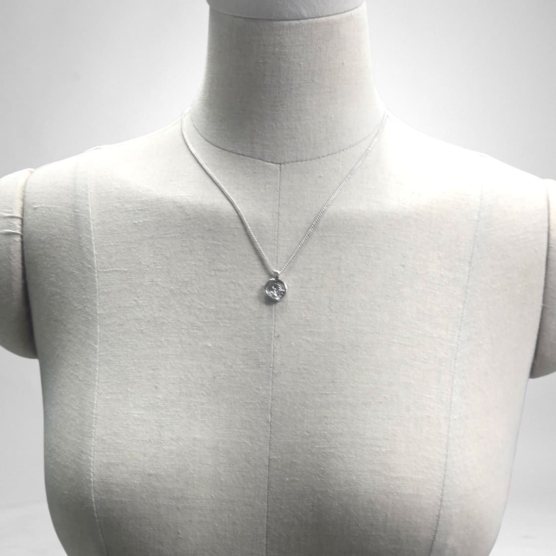 디올 써클 오블리크 목걸이 상품이미지3