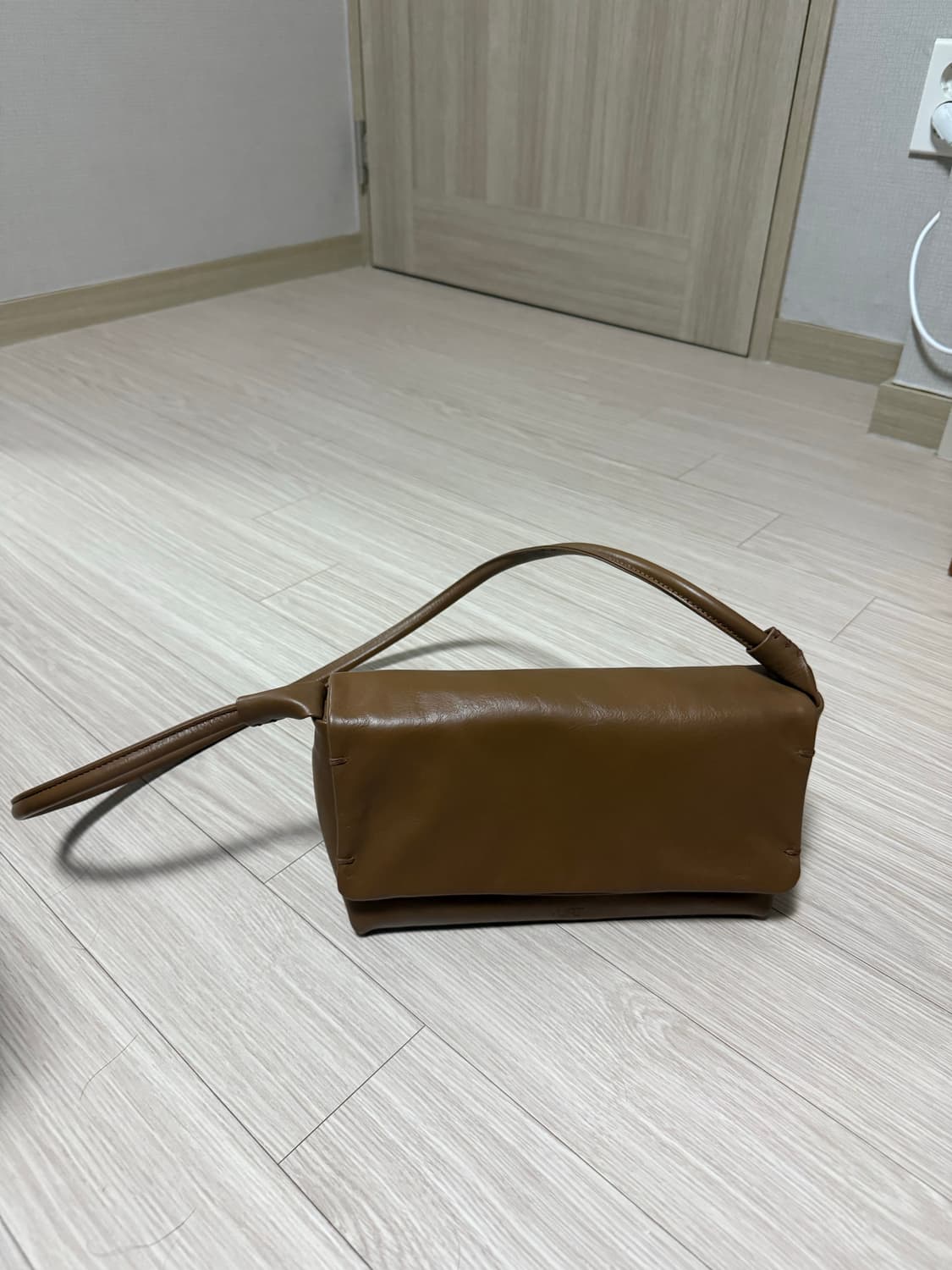 유르트-MUTO_3color 브라운 상품이미지1