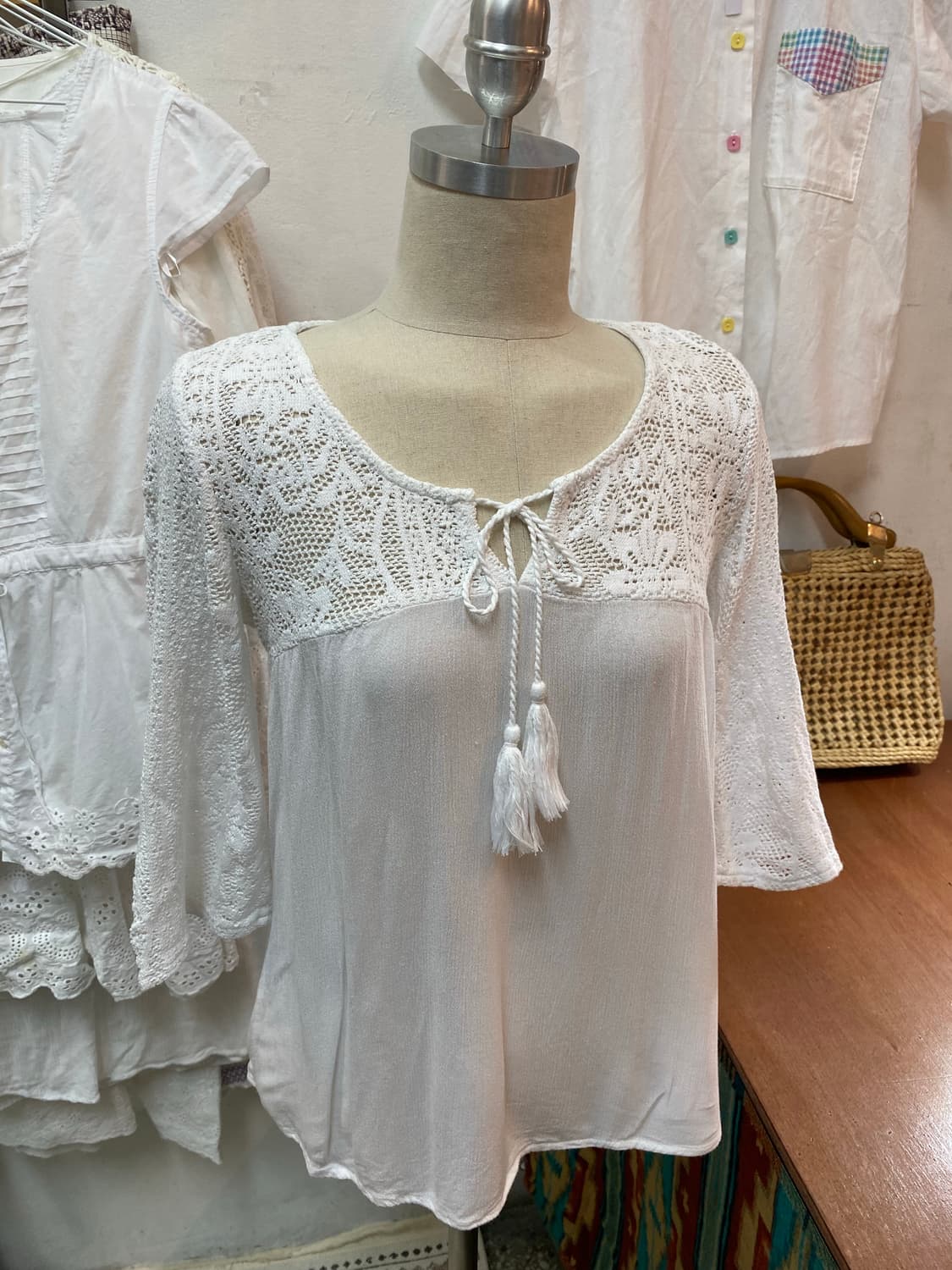 유럽빈티지 펀칭블라우스 상품이미지4