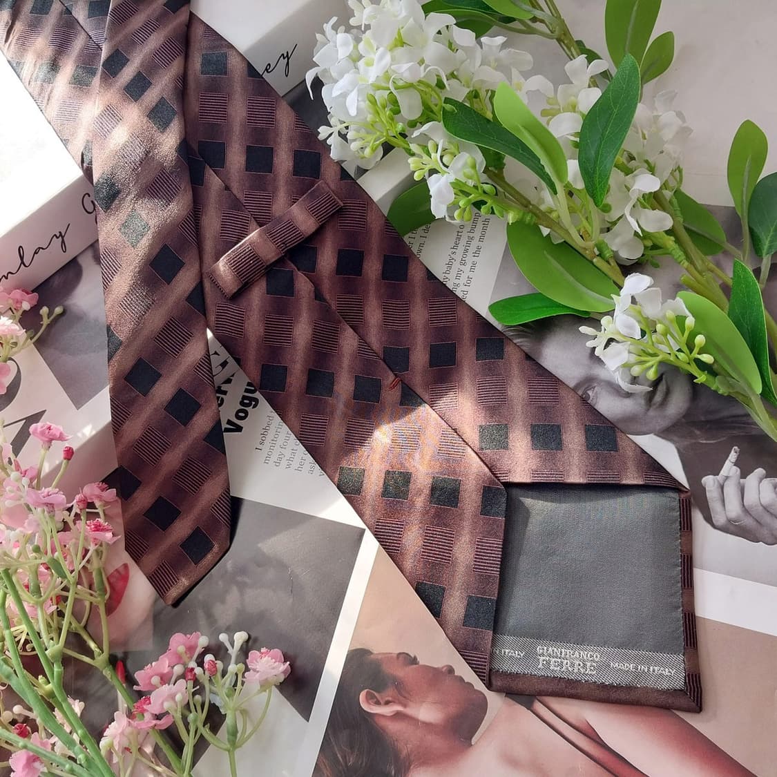 지안프랑코 페레 실크 기하 패턴 넥타이 9.4cm A+등급 K1884
 상품이미지5