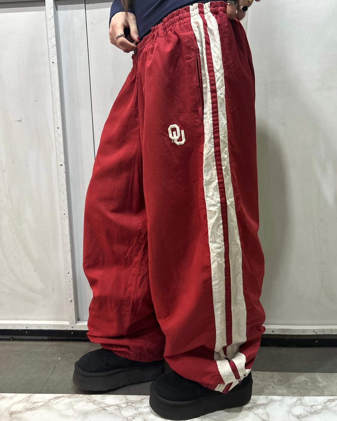 90s Vintage 레드& 화이트 나일론 트랙밴츠 상품이미지1