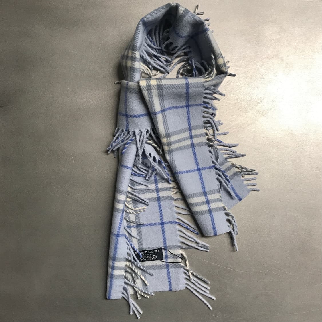 버버리 정품 캐시미어 머플러 블루 상품이미지4