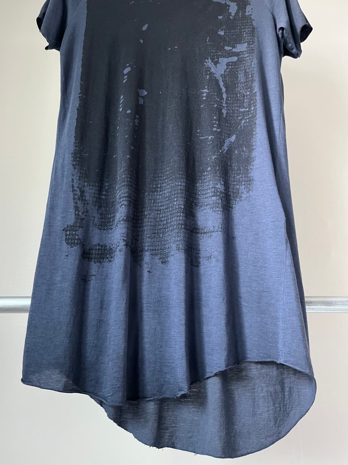 Julius Asymmetrical Silk Jersey Cutsew 상품이미지5