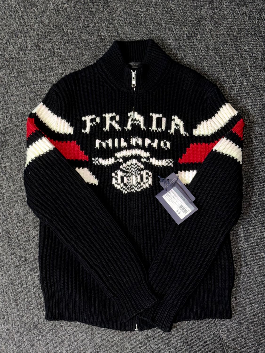 프라다 캐시미어 자카드 니트 집업 50사이즈(95-100) 상품이미지3