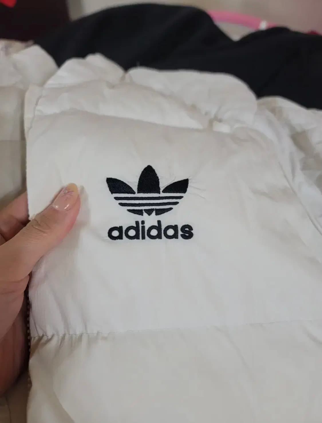 아디다스 오리털 패딩 상품이미지2