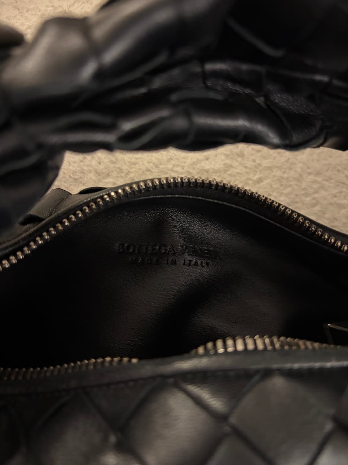 보테가 베네타 미니 조디 (블랙은장) 상품이미지6