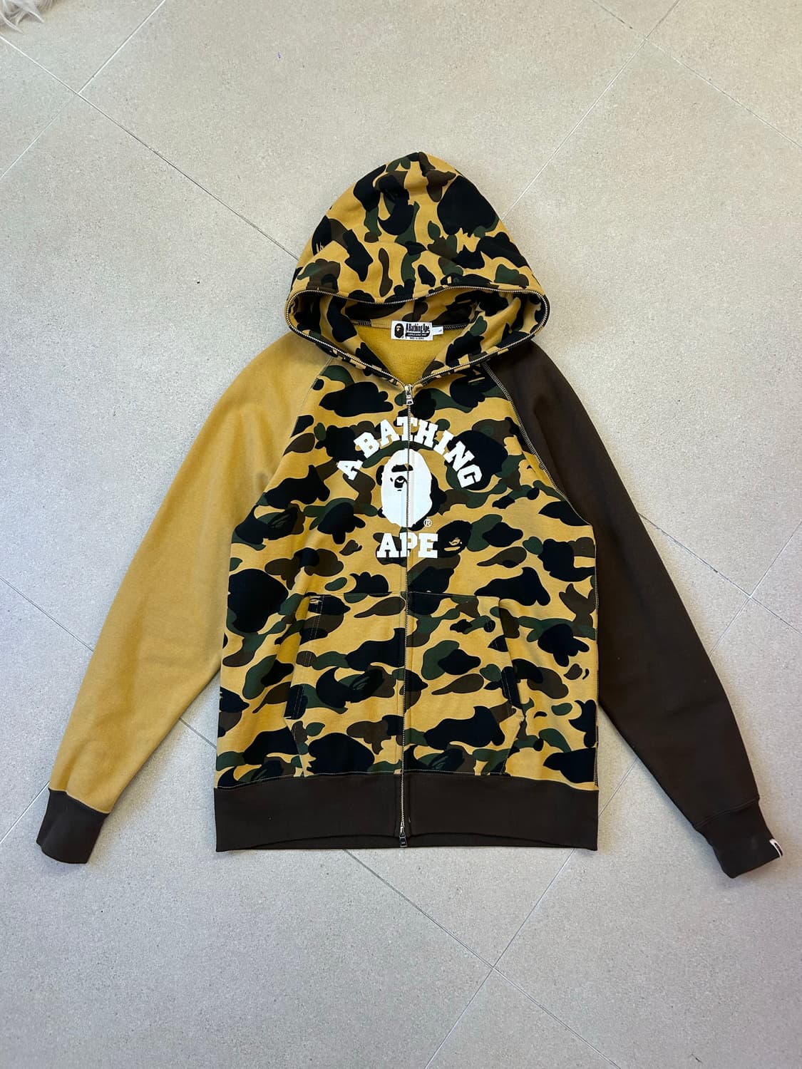 베이프 카모 크레이지 후드집업 상품이미지1