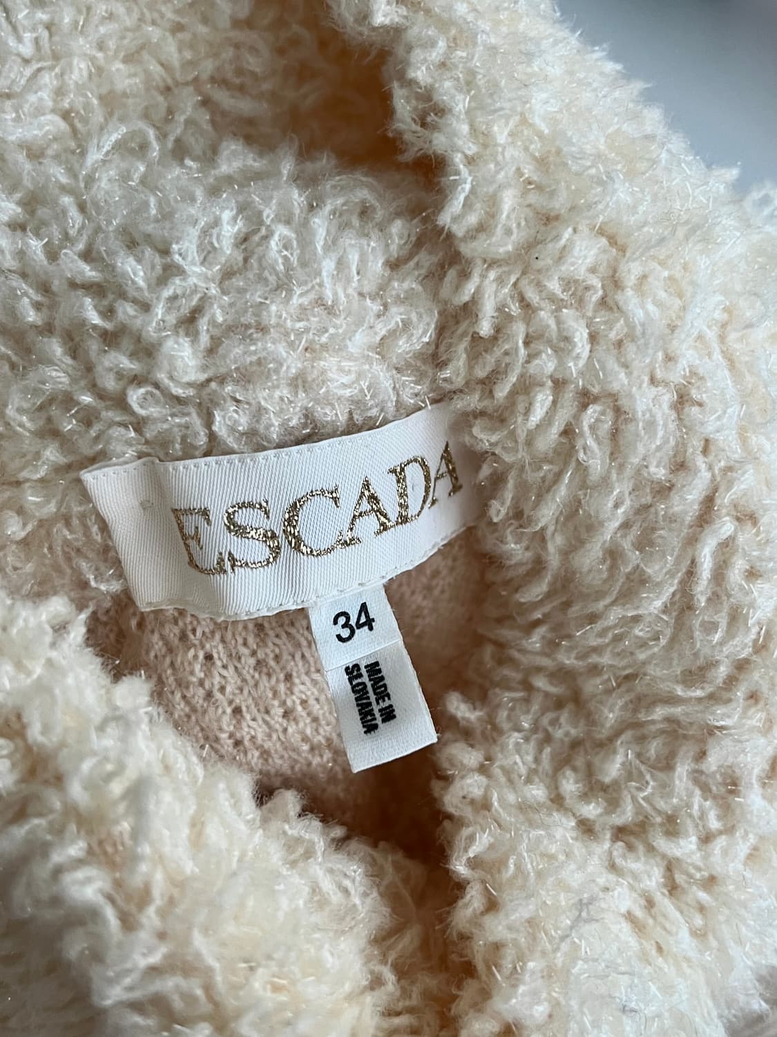 34) 에스까다 ESCADA 터틀넥 오버사이즈 니트 크림 상품이미지4