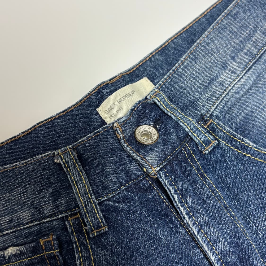 백넘버(BACK NUMBER) 아카이브 워싱 데님 하프 팬츠 상품이미지3