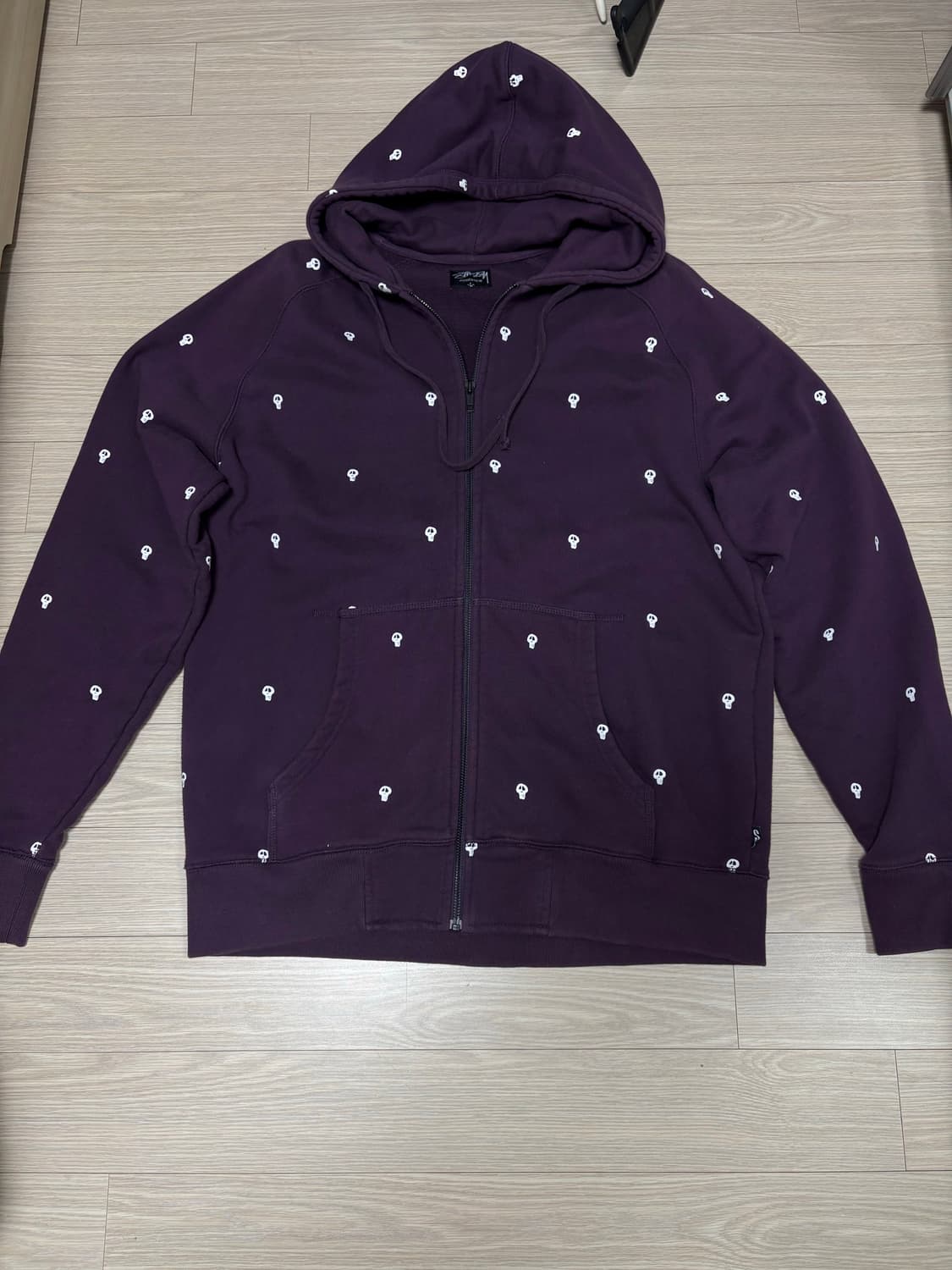 [L] 스투시 스컬 래글런 후드집업 상품이미지1