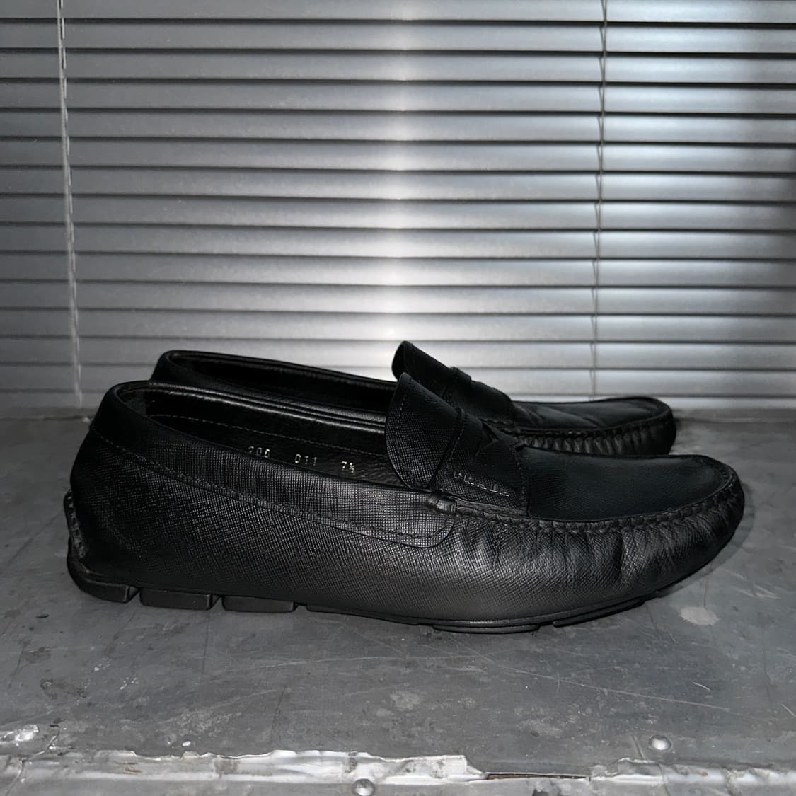 00s 프라다 가죽 드라이빙 로퍼 상품이미지5