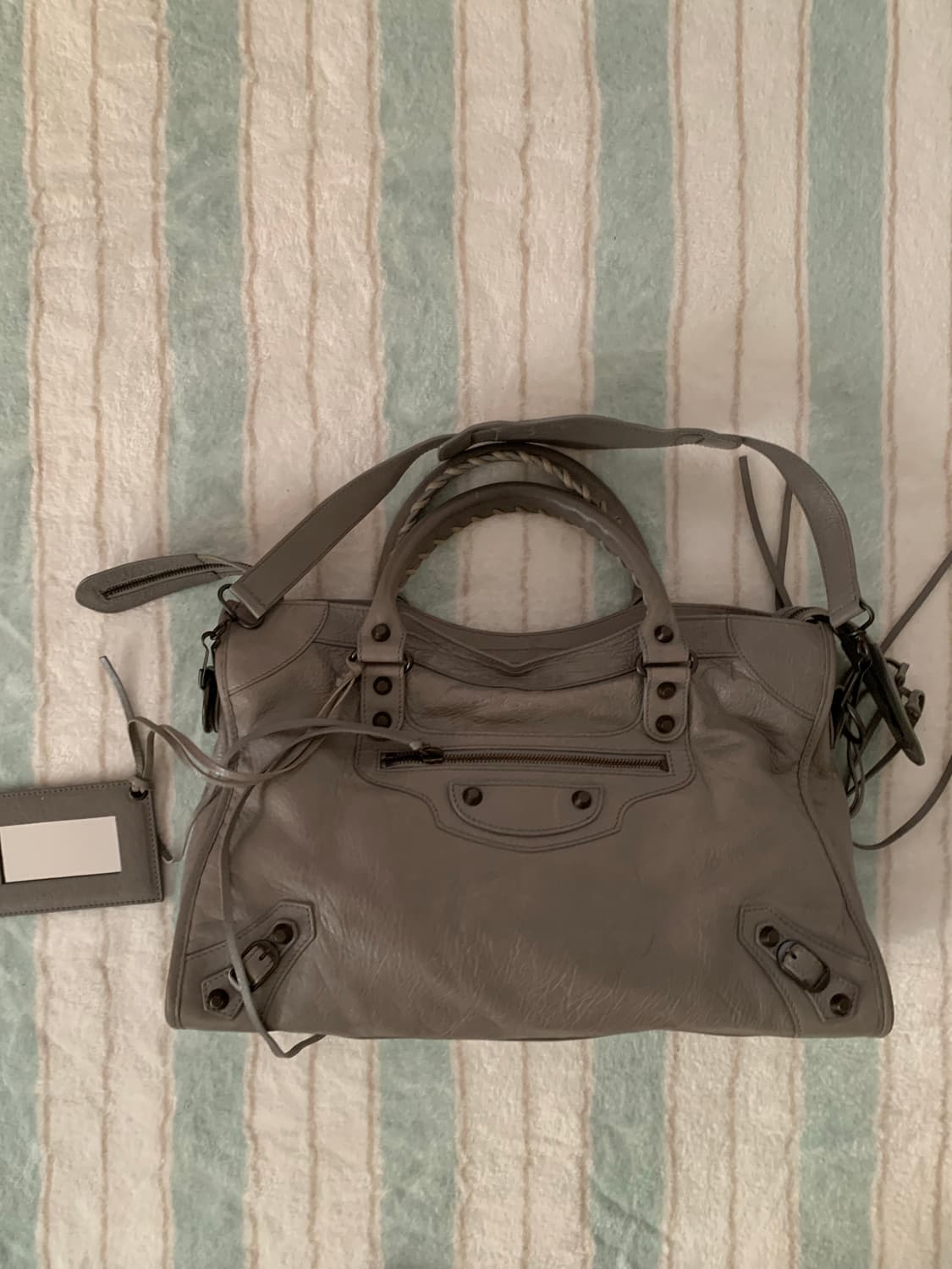 발렌시아가 시티 모터백 그레이 미디움  상품이미지1