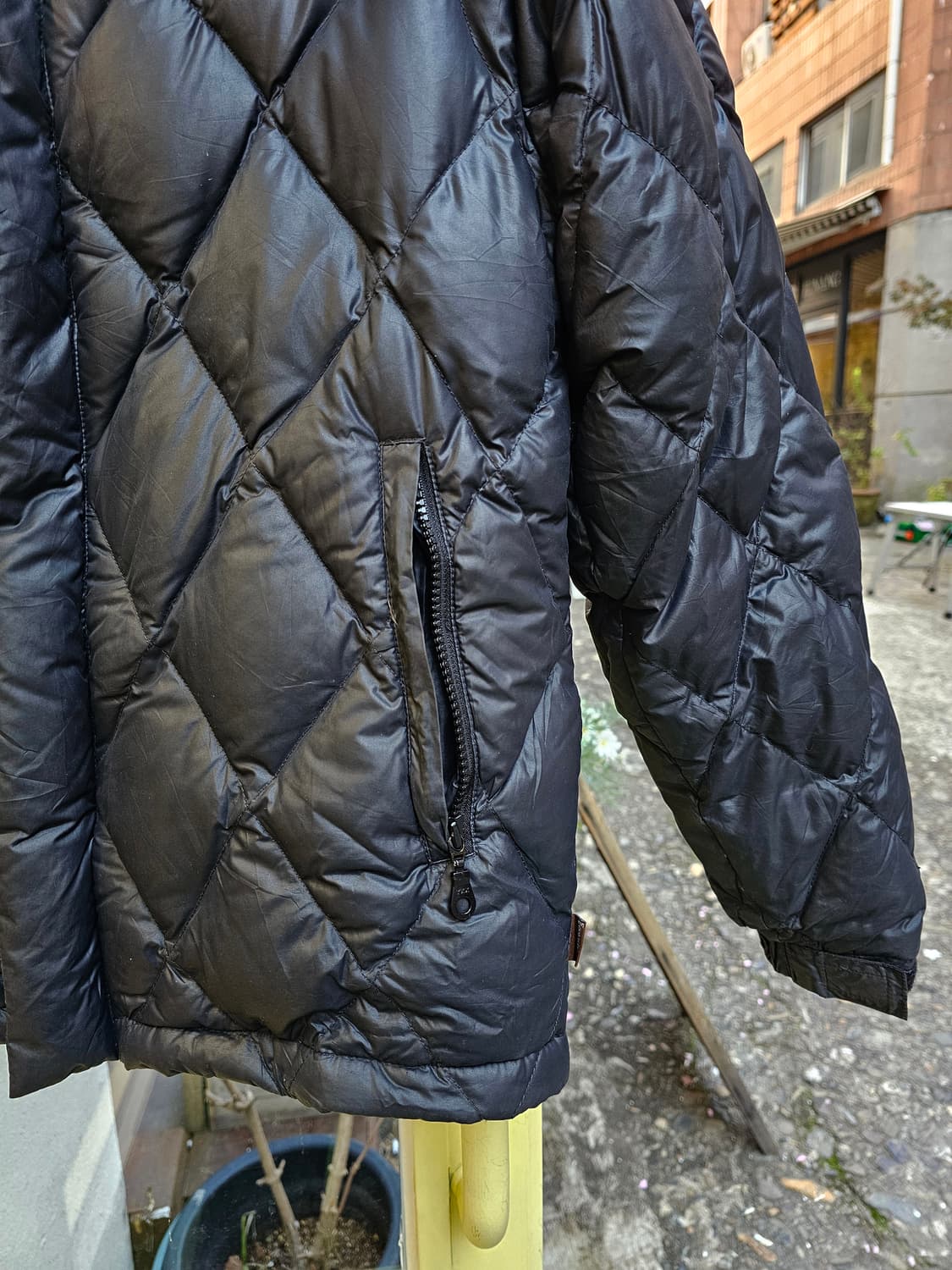 Bear U.S.A 차콜블랙 아가일 2WAY 다운 경량패딩 상품이미지6