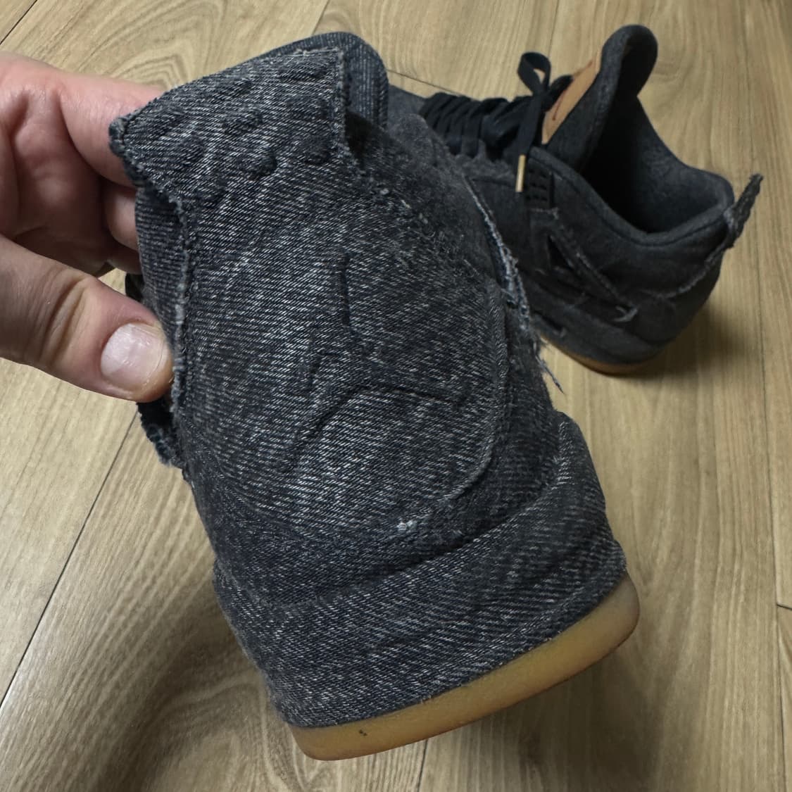 조던 4 x 리바이스 레트로 블랙 데님 (리바이스 택) 상품이미지9