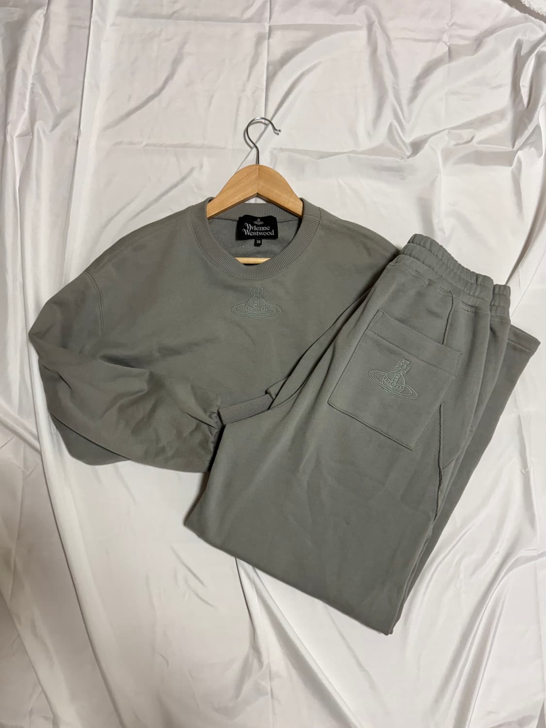 [38] 비비안웨스트우드 숏 스웨트셔츠 셋업 상품이미지1