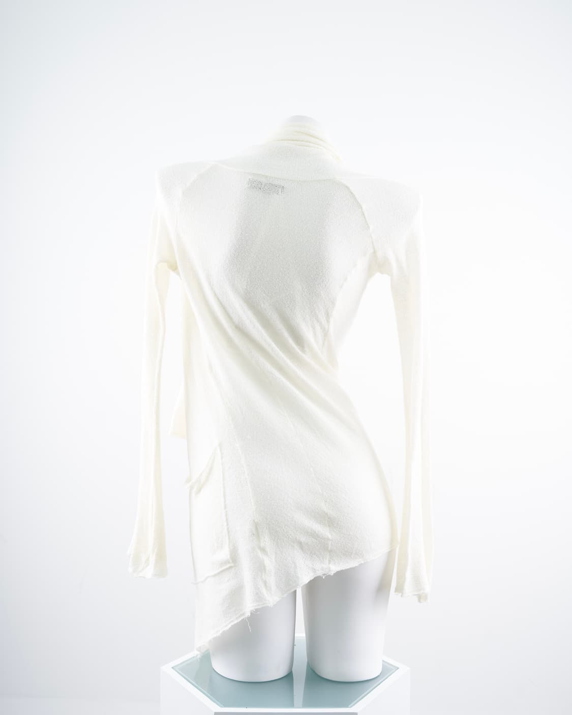 G.O.A 아이보리 언발 디테일 가디건 상품이미지3