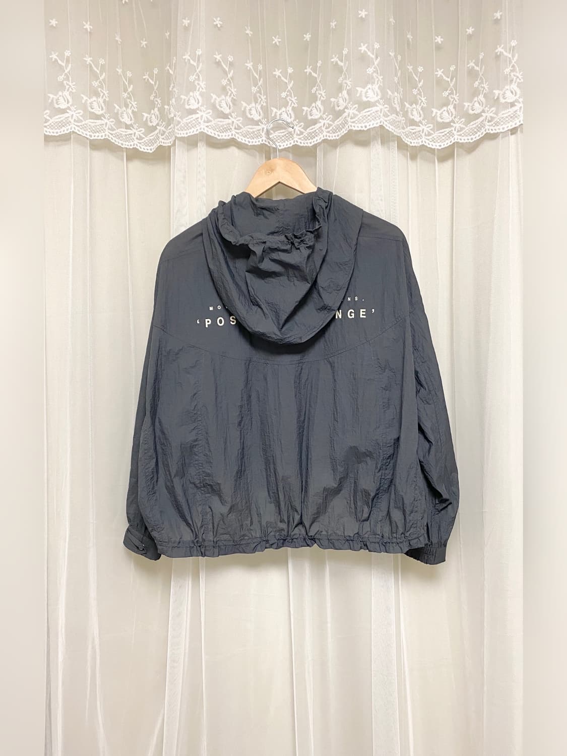 나이스클랍 나일론 아노락 지퍼 집업 셔링 스트링 후드 바람막이 점퍼 상품이미지4