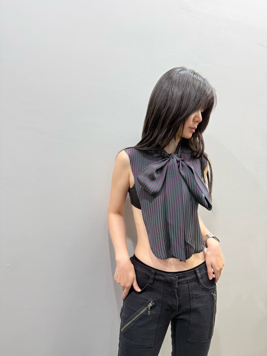 언더커버 수 언더커버 넥 스트랩 디테일 백 오픈 탑 상품이미지5