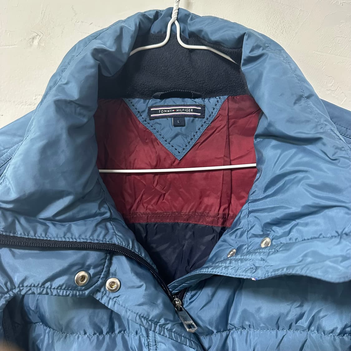 (L) 타미힐피거 블루 경량 패딩 자켓 상품이미지3