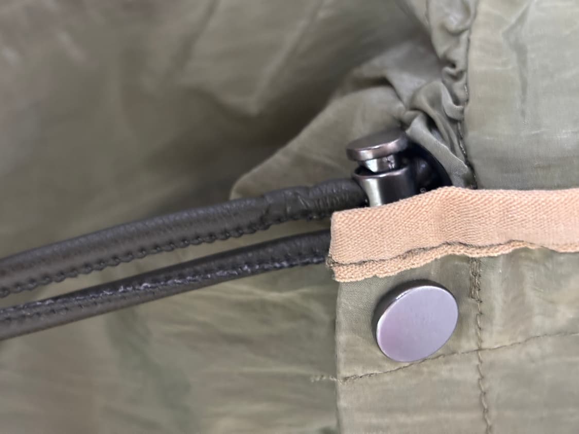 아더에러 스컬프처 로고 트랙 집업 카키 a1 사이즈 상품이미지5