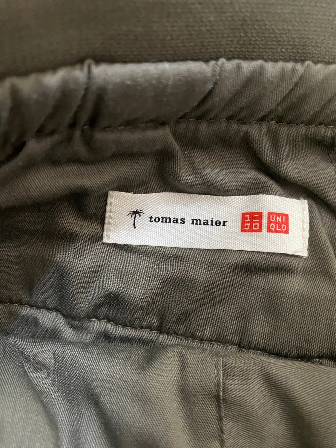 (새상품)토마스마이어 UNIQLO 남성 반바지 84-92cm 상품이미지2
