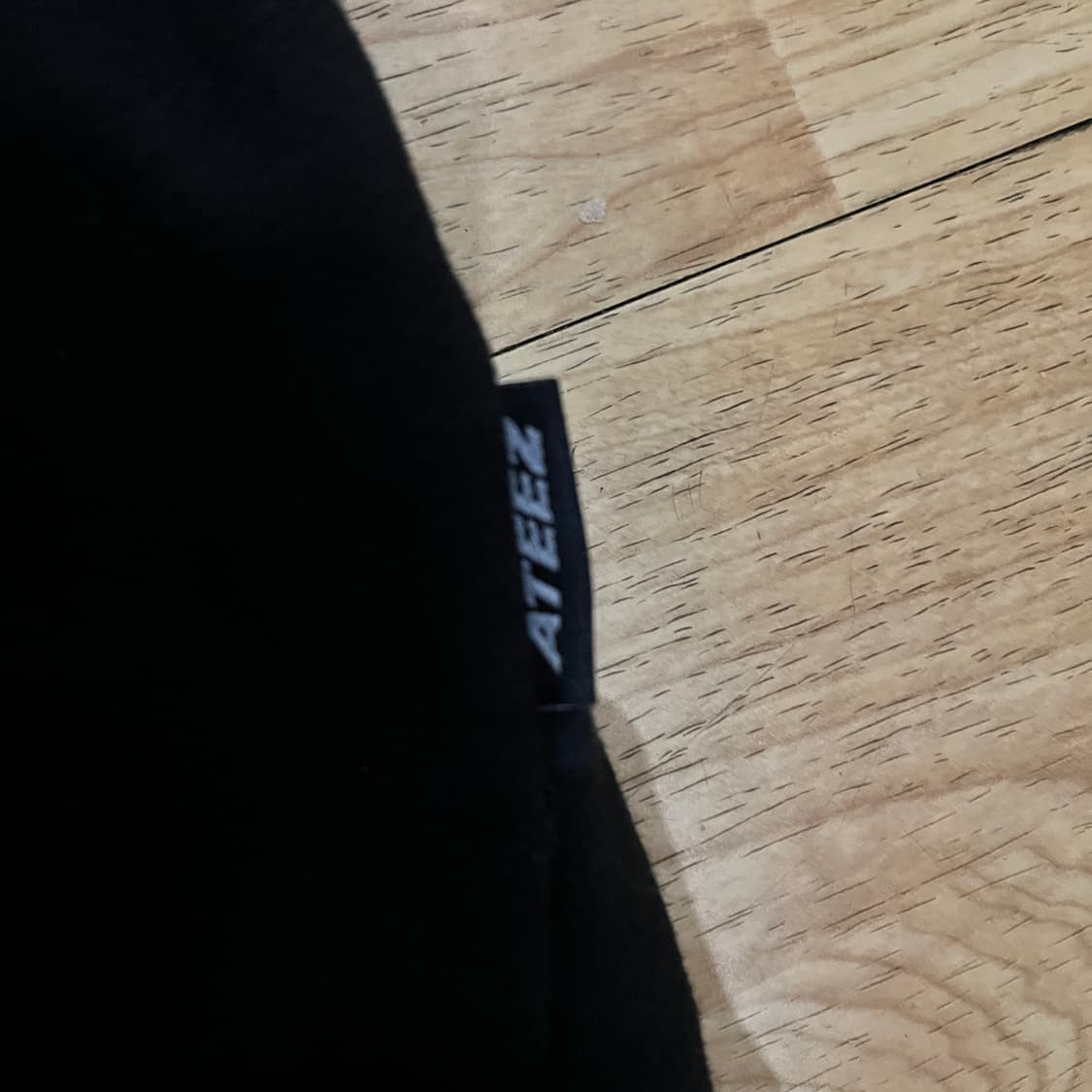 ATEEZ 월드 투어 유럽 독점 후드 상품이미지6