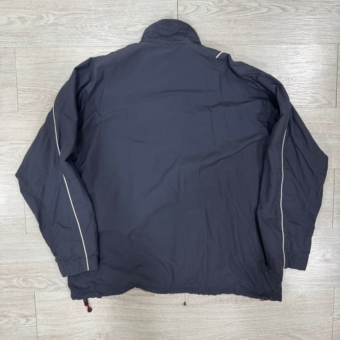 나이키 올드스쿨 바람막이 자켓 아이보리 상품이미지2