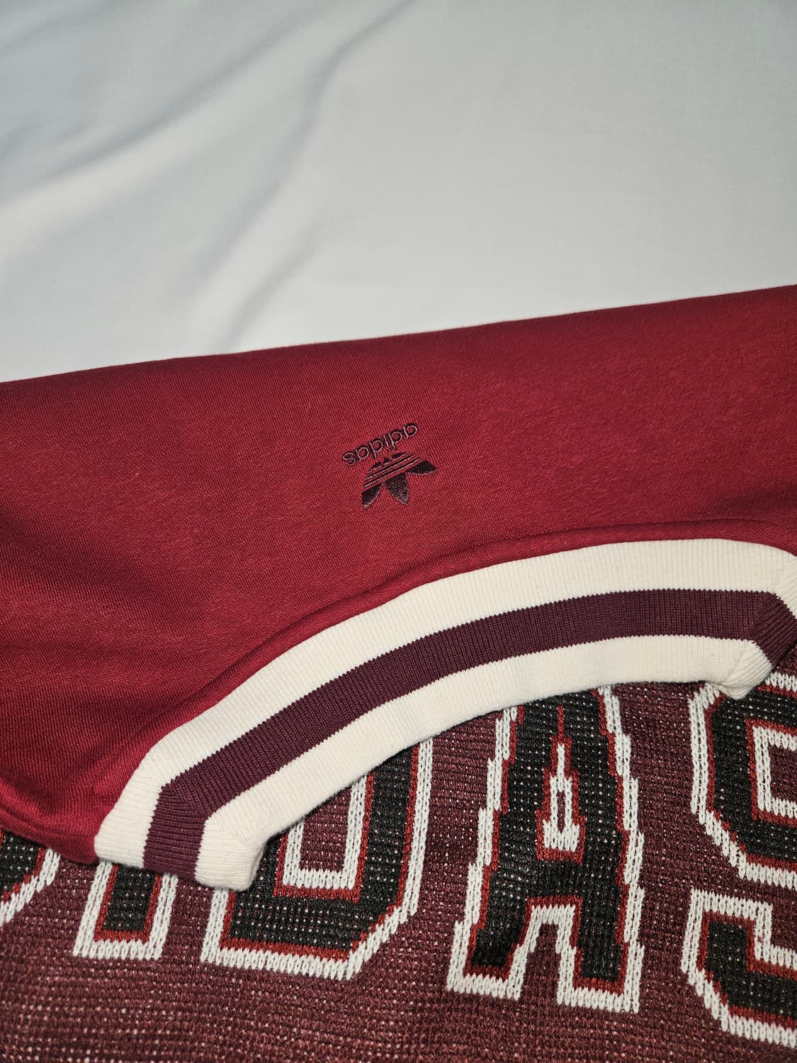 아디다스 오리지널 올드스쿨 블랙체리 브이넥 니트 빈티지 XS 아디브레이크 상품이미지3