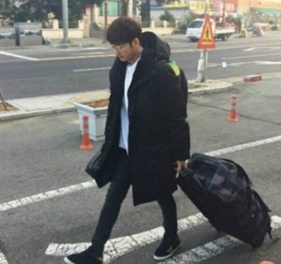 아크네스튜디오 몬트리올 패딩 블랙52 상품이미지5