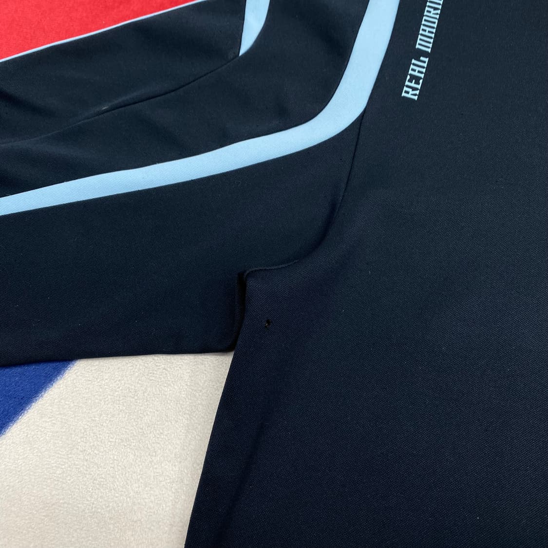 아디다스 레알마드리드 트레이닝탑져지 100 상품이미지6