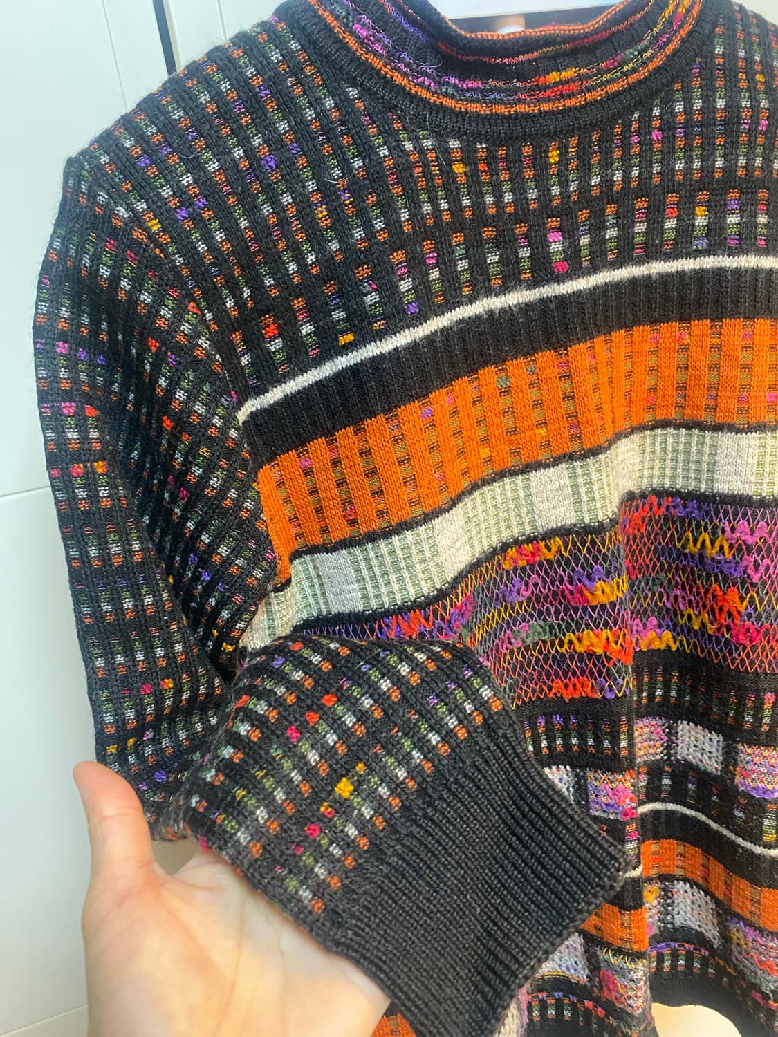 다채로운 패턴 니트 스웨터 상품이미지2