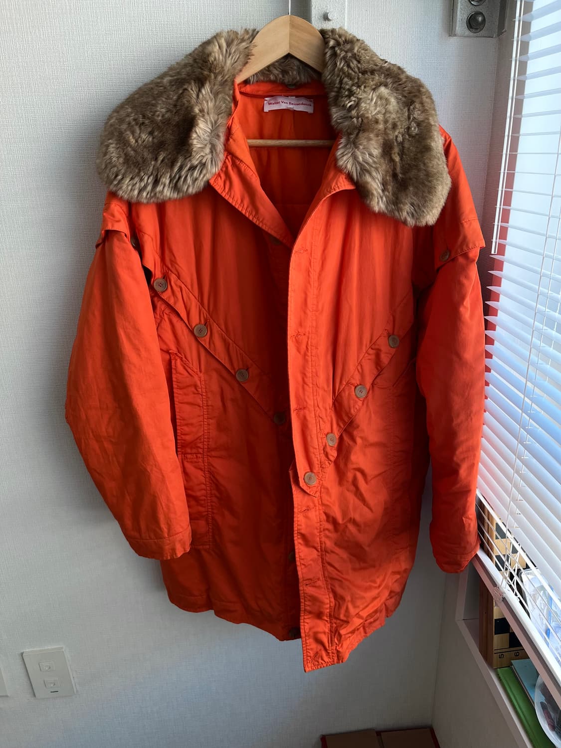 월터 반 베이렌동크 봄버 자켓 상품이미지1