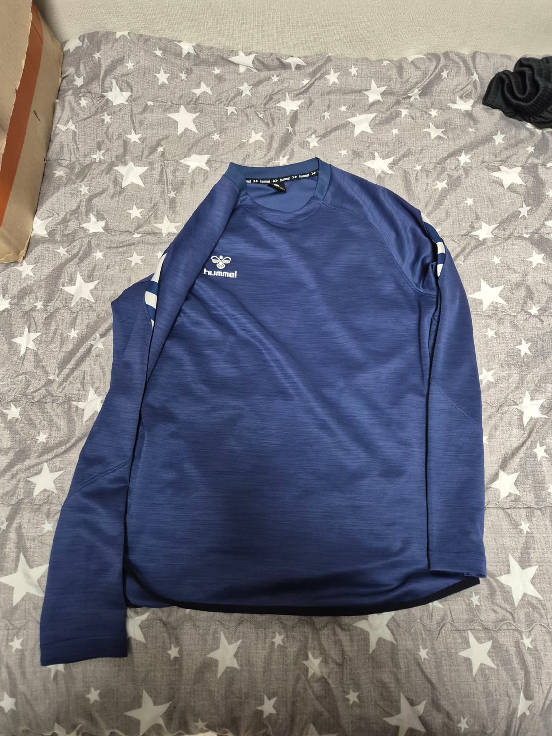 험멜 긴팔티 상품이미지1