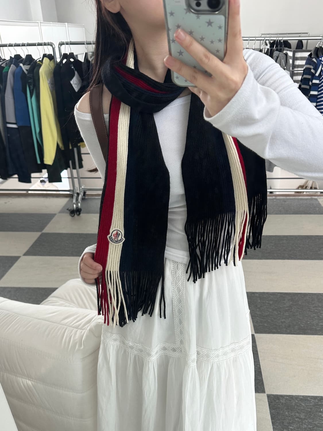 몽클레어 3컬러 와펜 울 머플러 상품이미지10