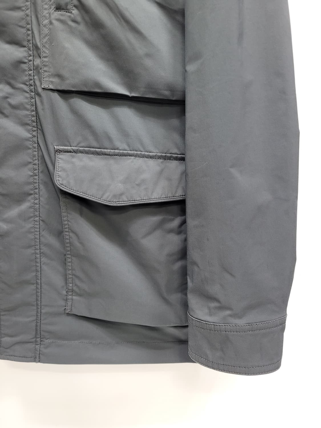 INDIAN 인디안 블랙라벨 누빔 사파리 점퍼 / 남 100 차콜
 상품이미지4