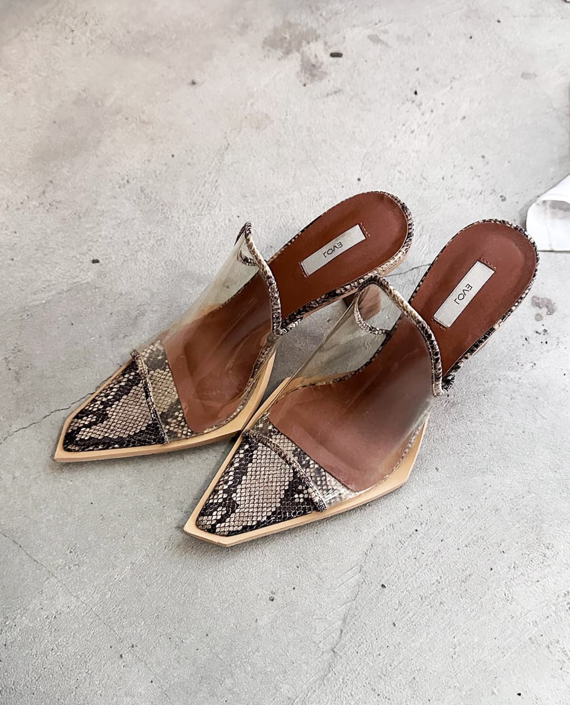 EVOL pointed wood heel mules 상품이미지1