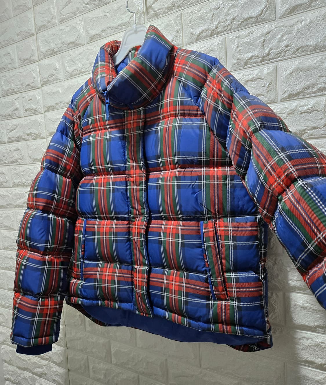 유니클로 x JW앤더슨 체크 다운 숏패딩 L 상품이미지6