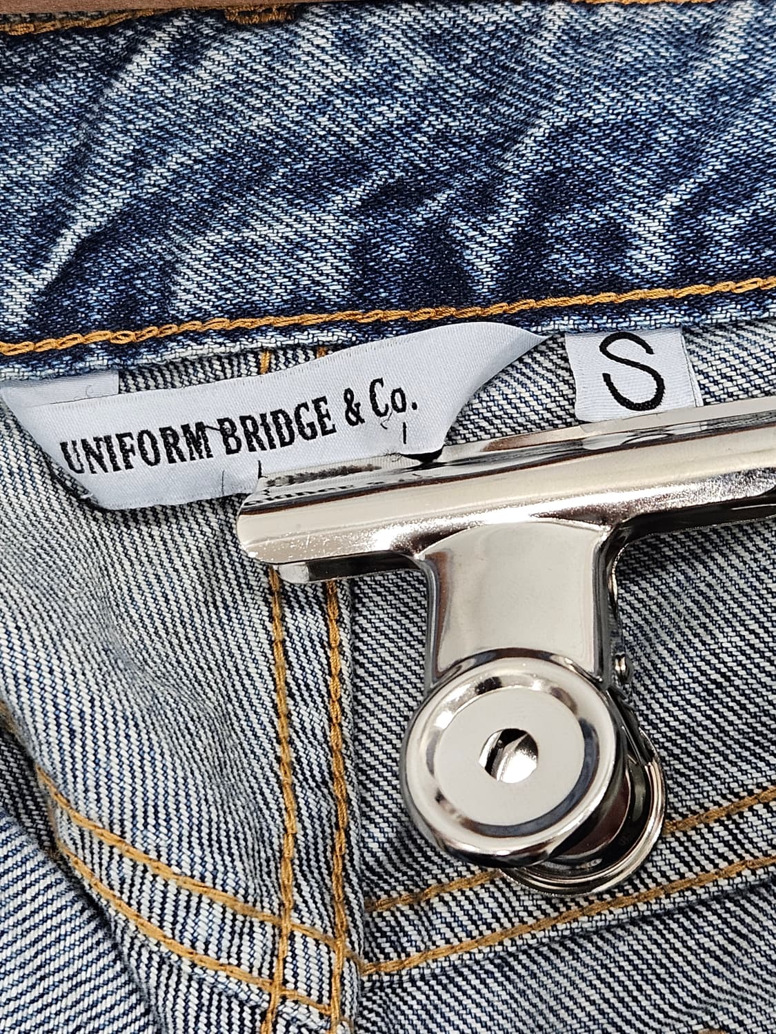 유니폼브릿지(Uniform Bridge) 워싱 스티치 스트레이트 청바지  상품이미지2