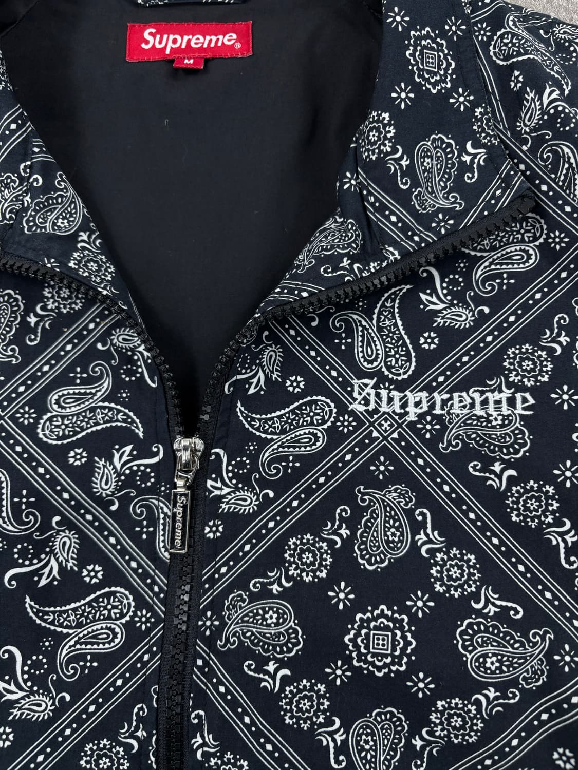 Supreme 18ss Bandana Track Jacket    상품이미지3
