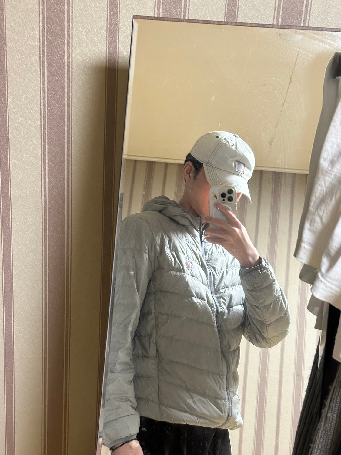 베이프 경량패딩 상품이미지2