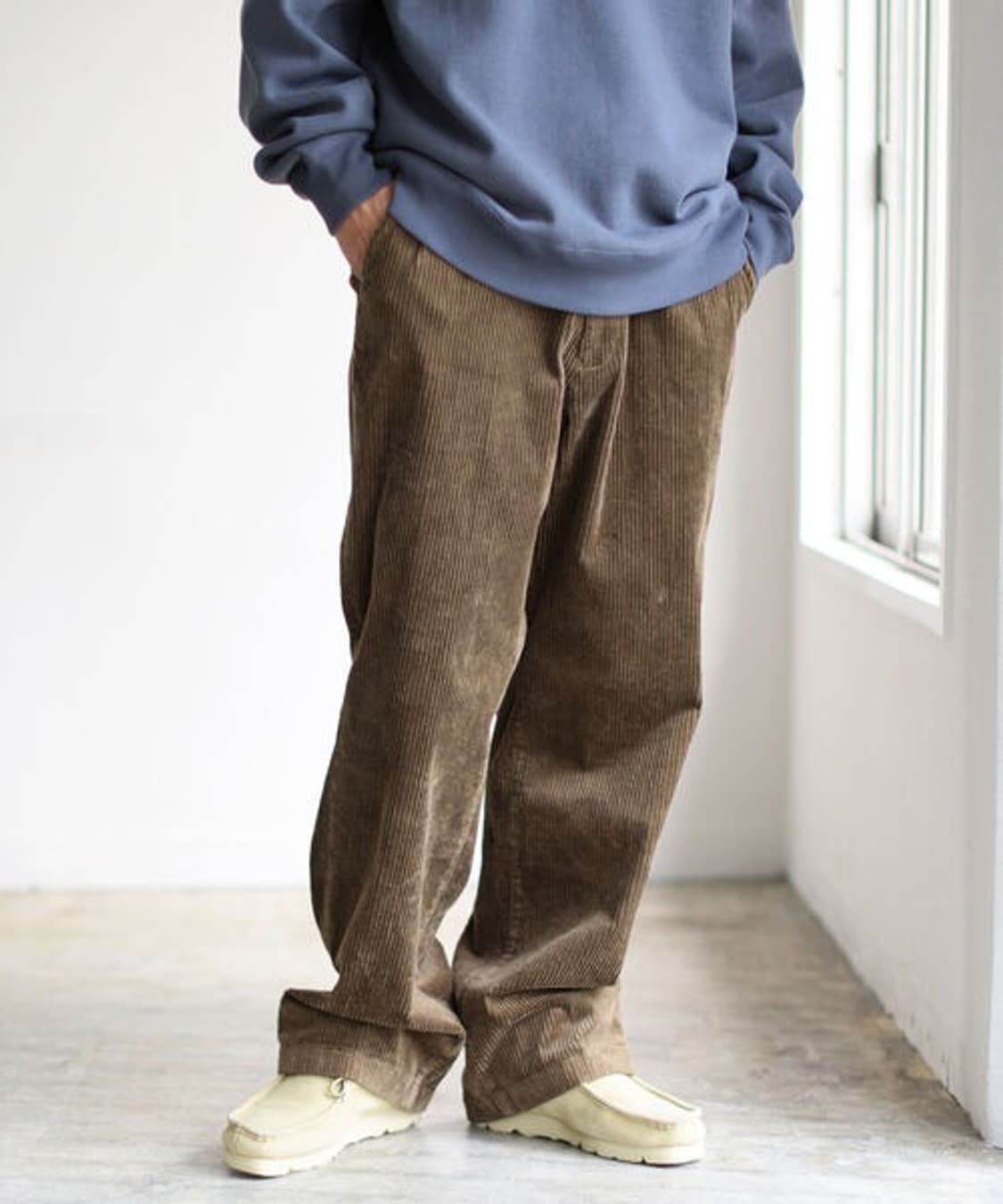 빔즈 BEAMS Wide Corduroy Pants 상품이미지3