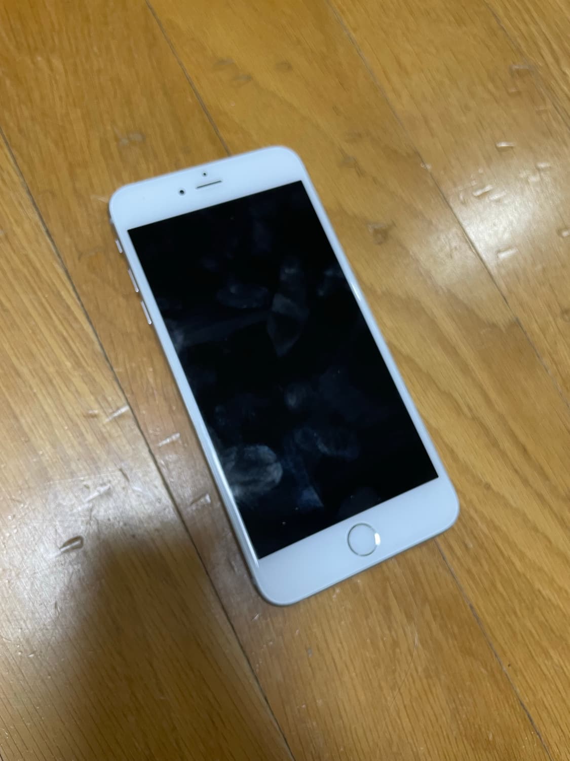 아이폰 6 플러스 실버 64GB 상품이미지2