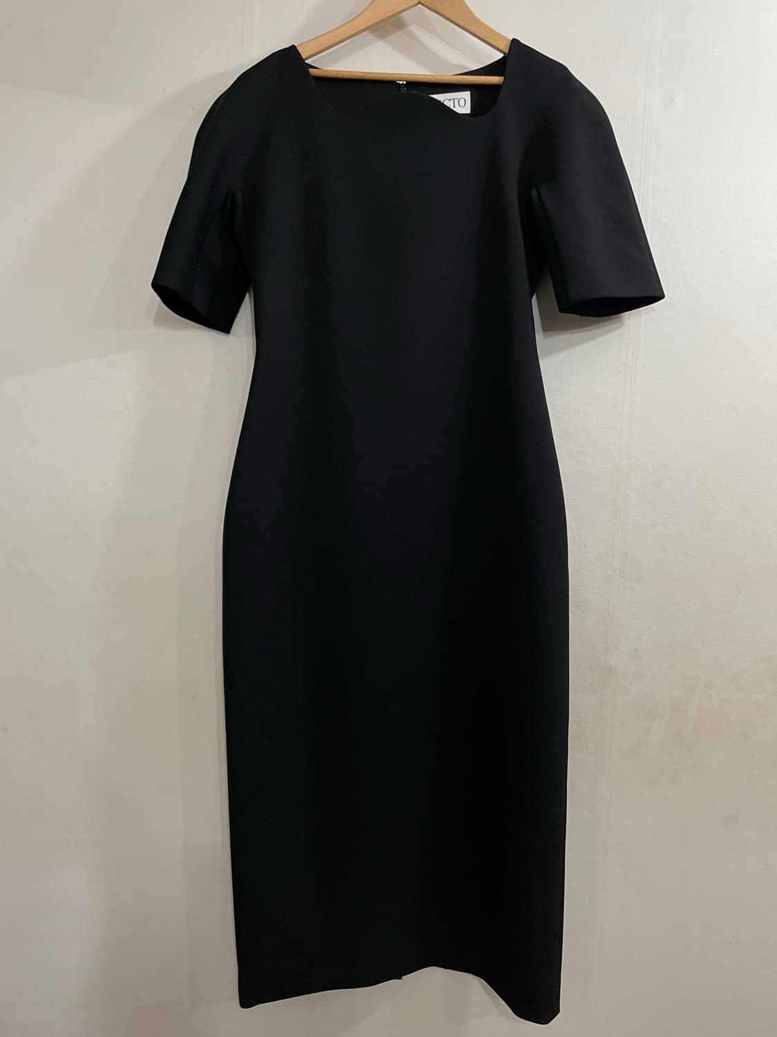 렉토 RECTO 시그니처 물결 원피스 블랙 상품이미지2