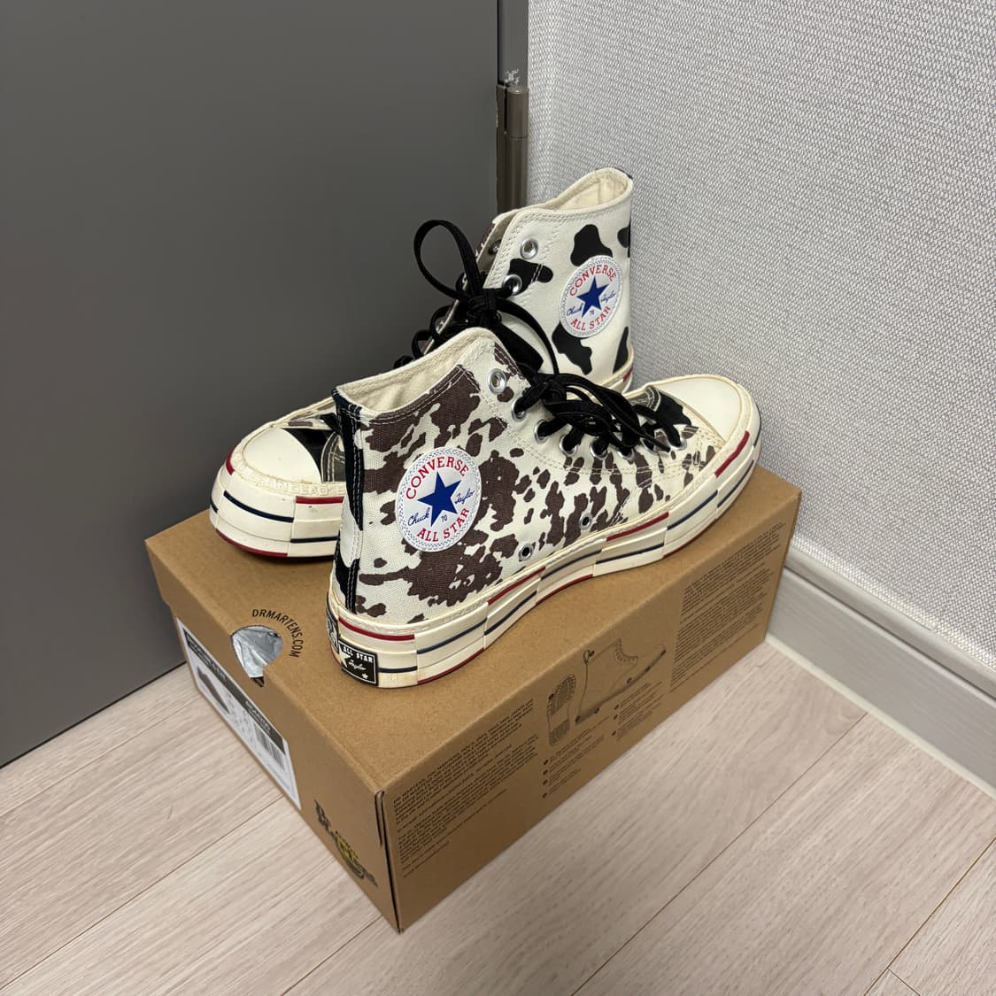 컨버스 x 브레인 데드 척 70 하이 에그렛 상품이미지1