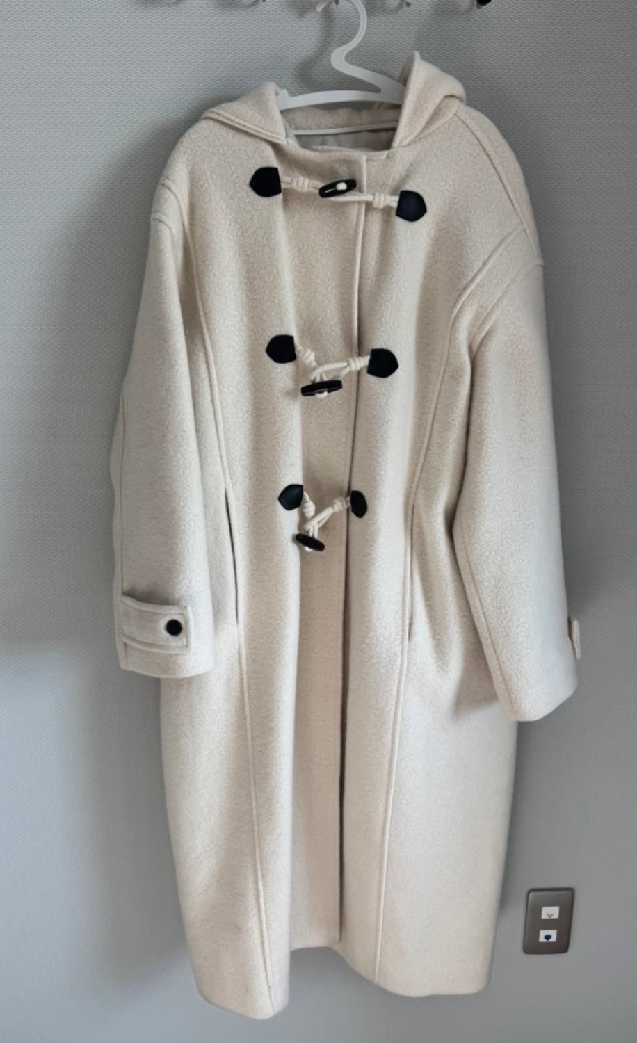 베르가못 르메르 후드 더플 코트 아이보리 상품이미지1